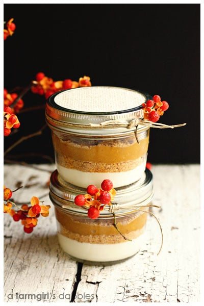 layered pumpkin pie in a jar