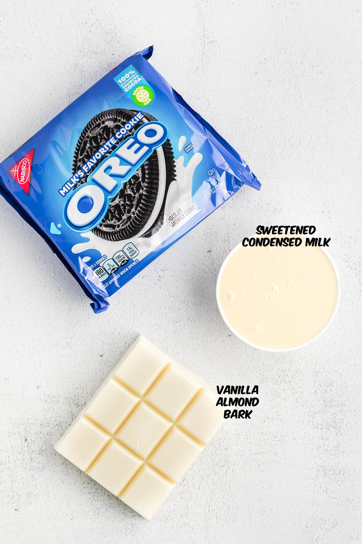 Ingredients for Oreo fudge