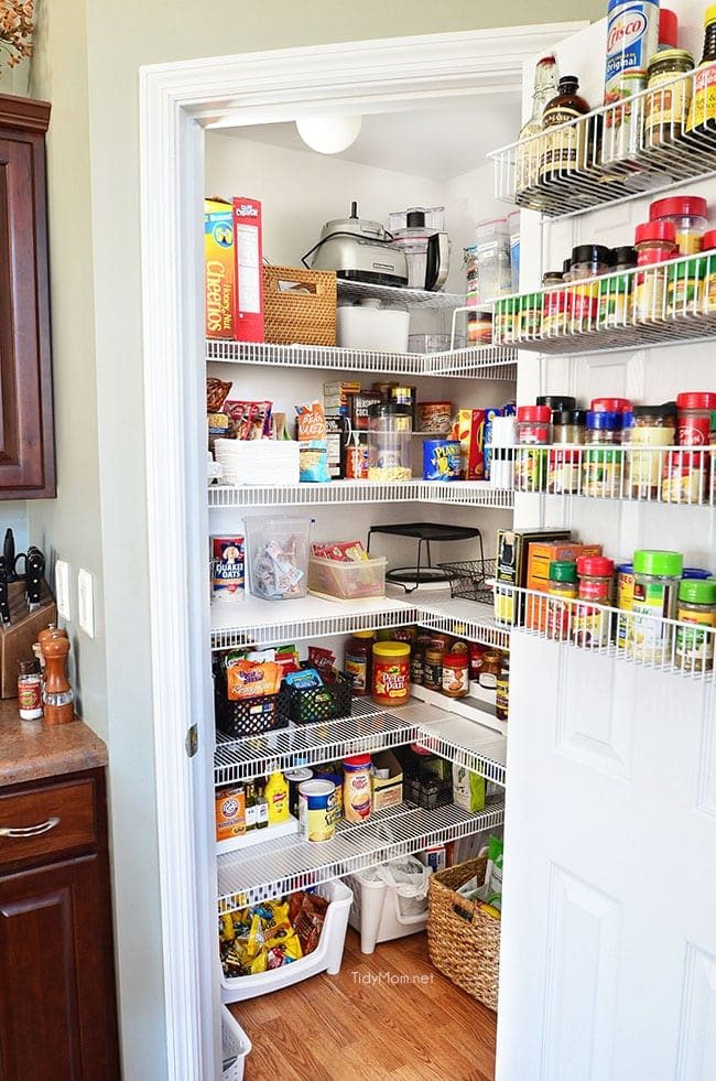 Real Life Pantry Organization- have an organized and completely functional space without spending a fortune and see what you have (and don't have) on hand at cetcu.com