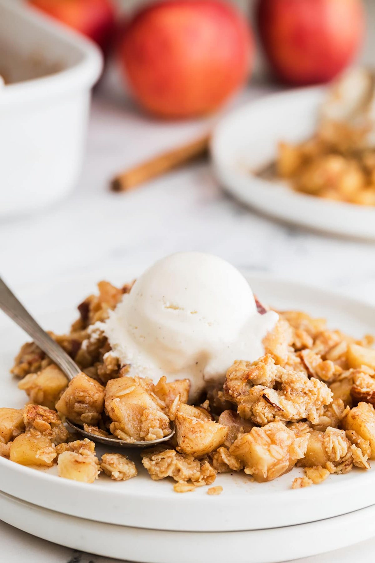 Apple Oatmeal Crumble Recipe For A Quick Dessert