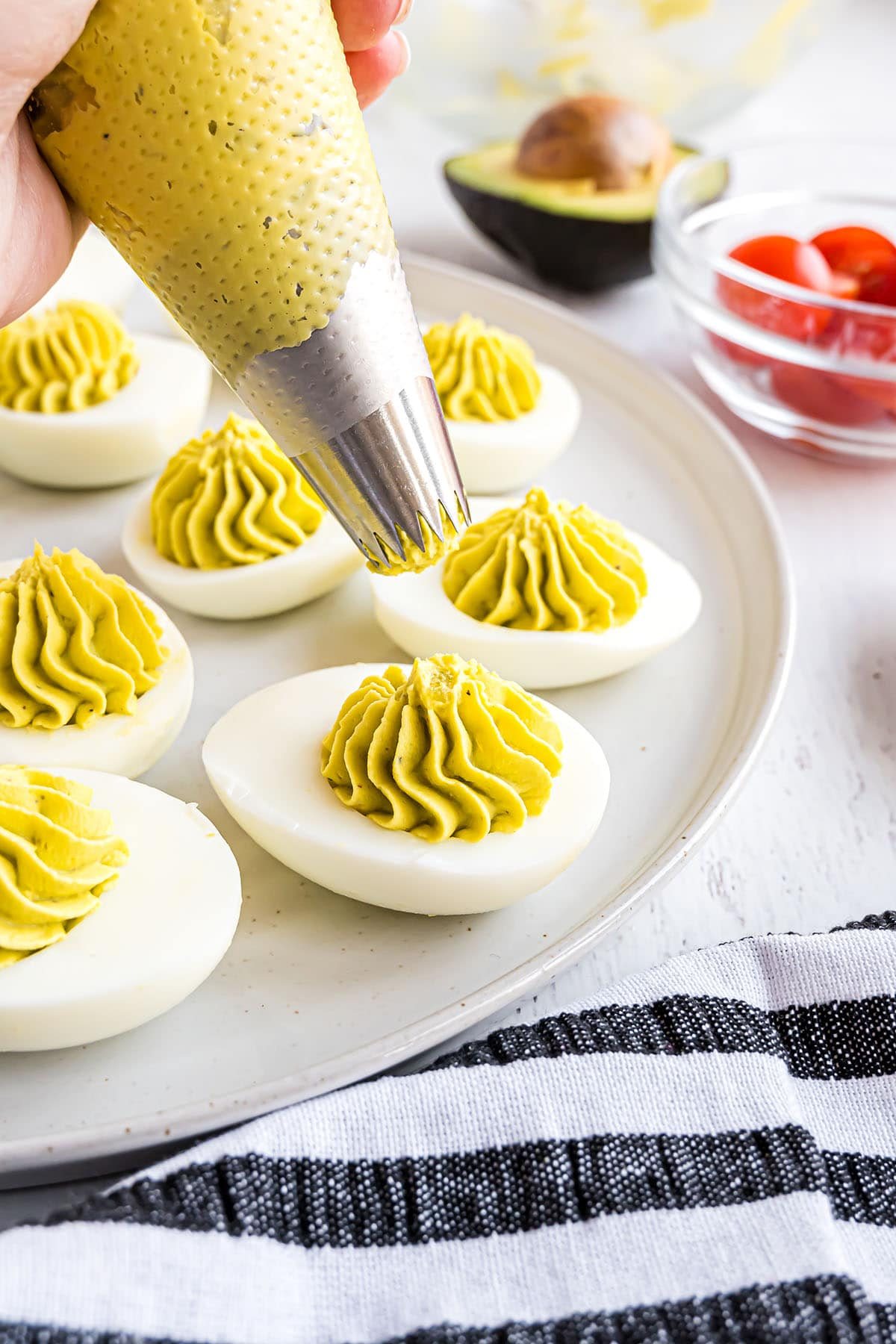 pipping filling for deviled eggs