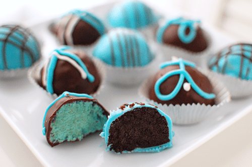 blue velvet cake truffles