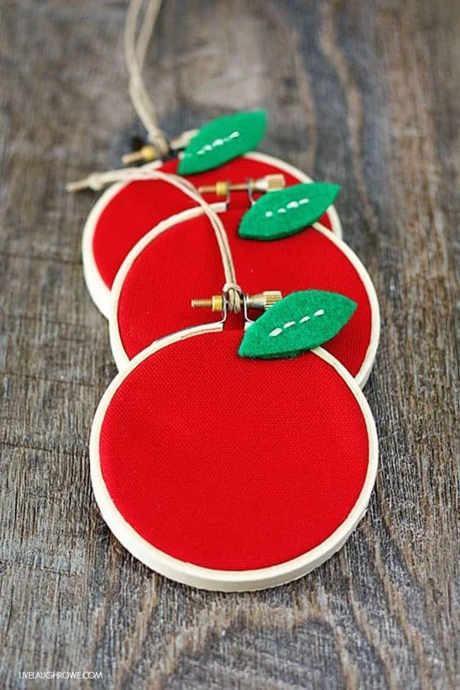 APPLE HOOP ART craft by Live Laugh Rowe — Find crafts, printables, recipes and more for a Back to School Meal Plan at cetcu.com