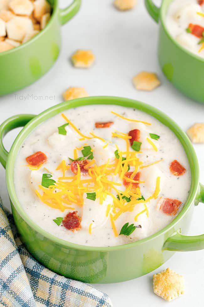 Creamy Bacon Potato Soup {+VIDEO}