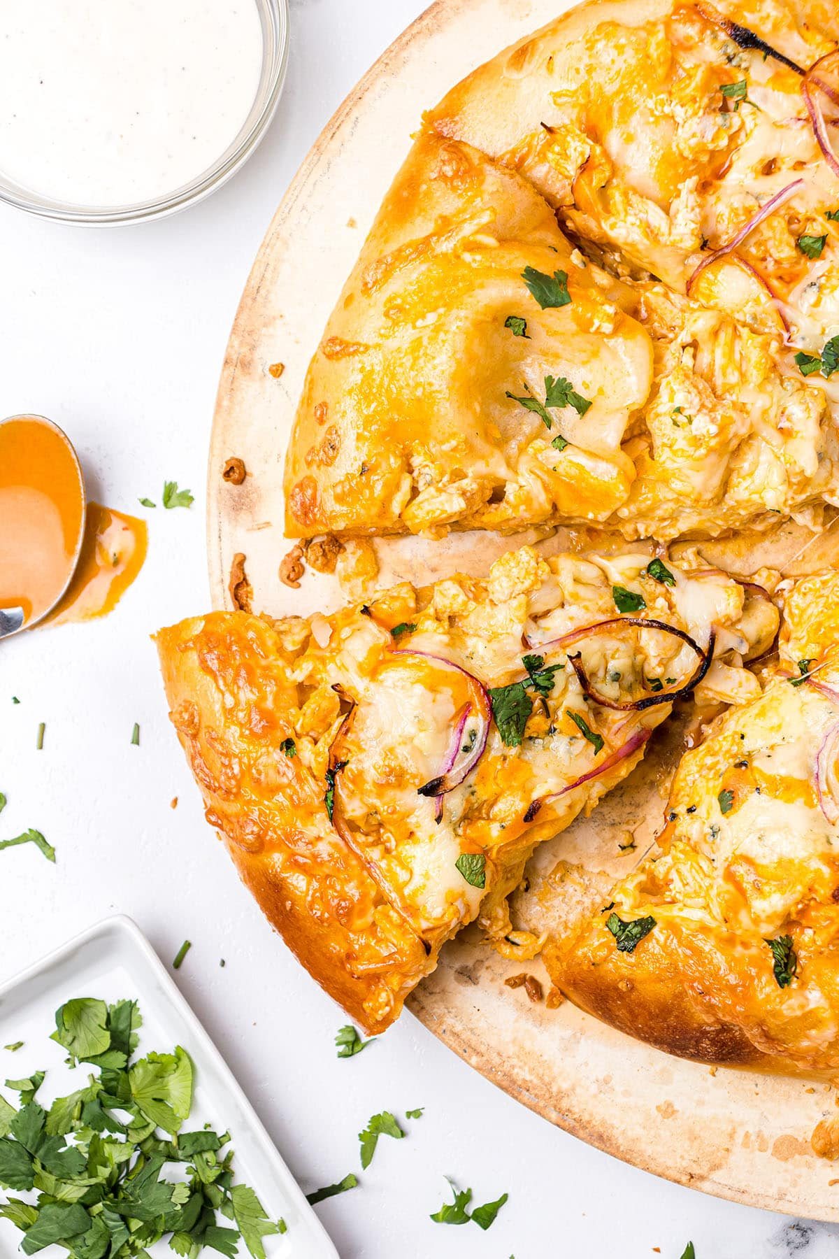 cut buffalo chicken pizza