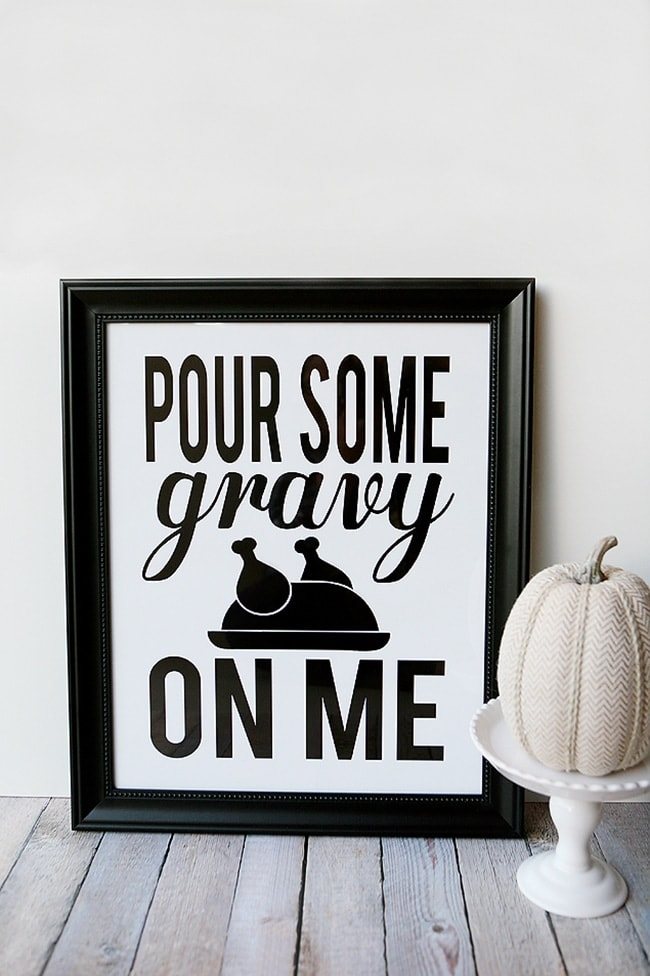 Best Comfort Food Meal Plan. "Pour Some Gravy on Me" free printable from Eighteen25. Get More meal plan recipes, printable and decor at cetcu.com