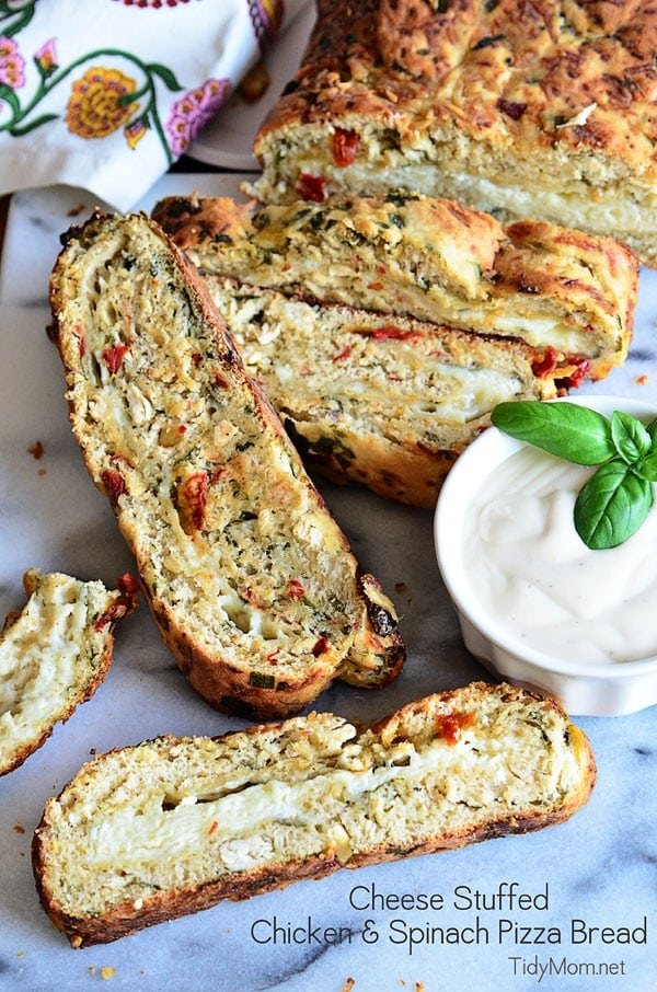 Cheese Stuffed Chicken & Spinach Pizza Bread. Recipe at cetcu.com