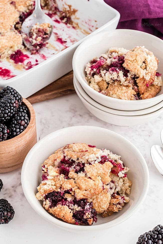 blackberry cobbler bowls
