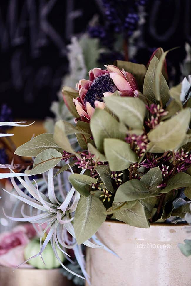 Seasonal Simplicity — Blue and Green Fall Tablescape and centerpiece with a touch of pink . Get all the details along with 20+ Fall Home Tours at cetcu.com