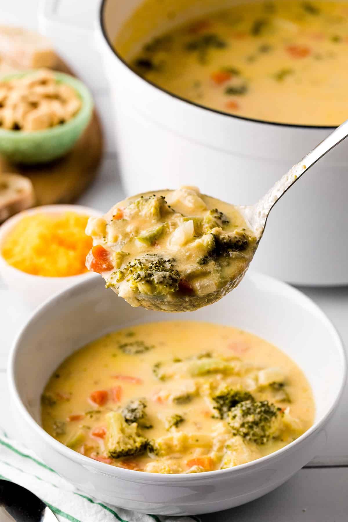Broccoli Cheddar Soup (Panara Copycat Recipe)