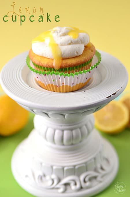 Lemon cupcake with lemon curd recipe at cetcu.com