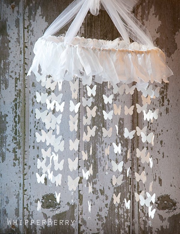 DIY Butterfly Mobile using freezer paper at cetcu.com
