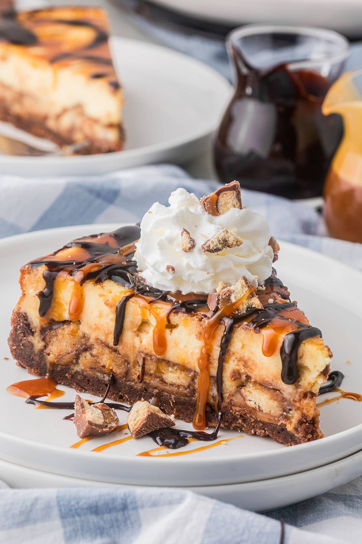 Easy Twix Candy Bar Cheesecake