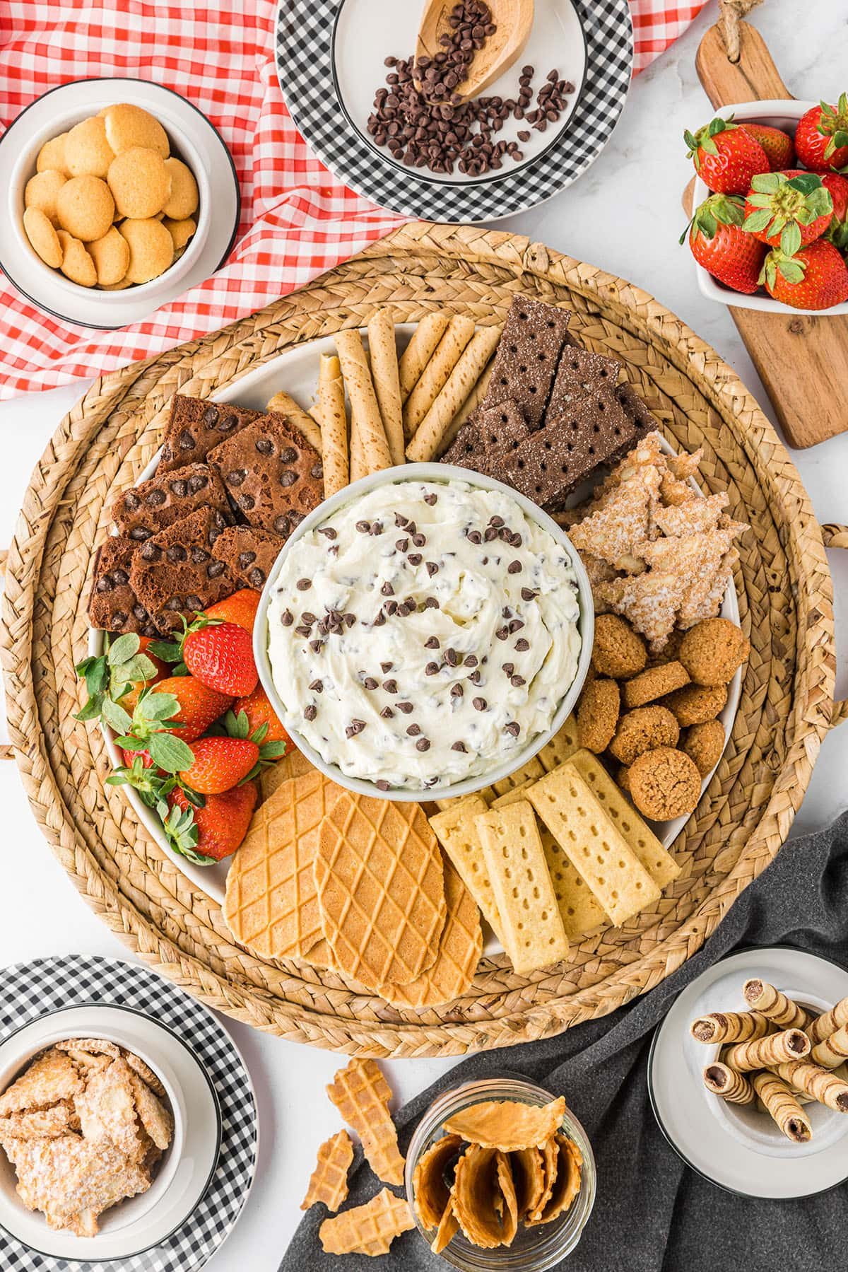 Best Cannoli Dip With Mascarpone Cheese