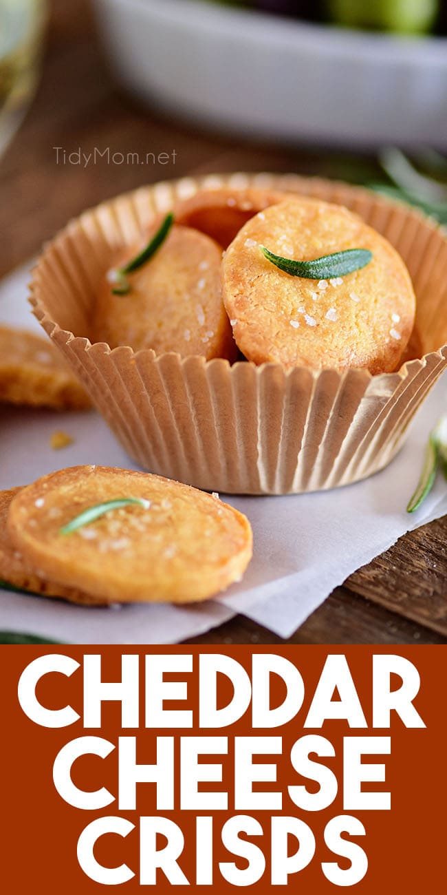 cheddar crisps in a papper cup