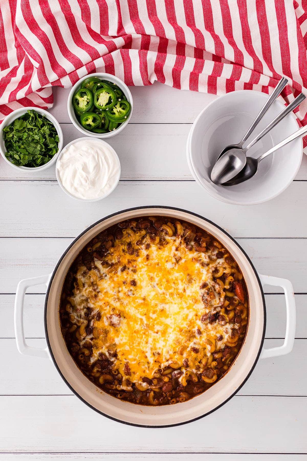 how to make cheesy chili mac step 6