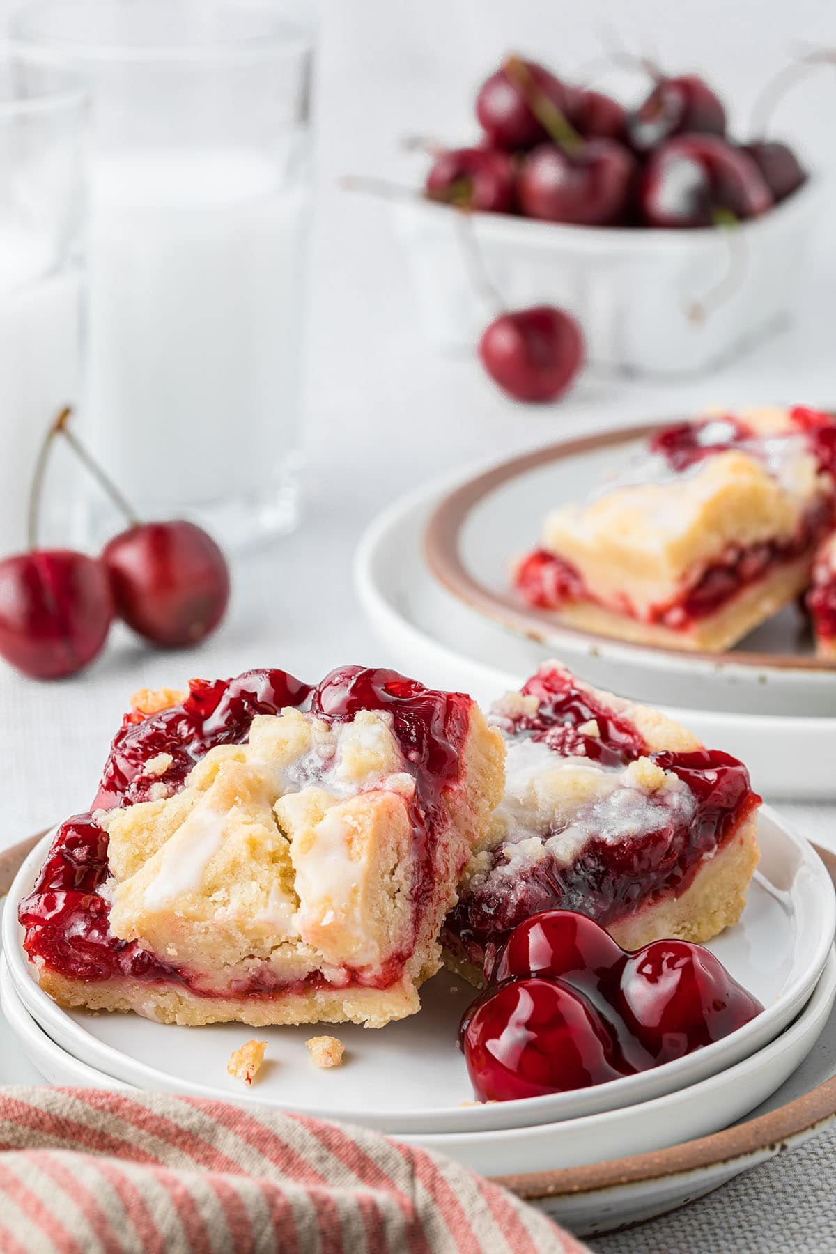 Cherry Pie Bars-Dessert Squares With Pie Filling
