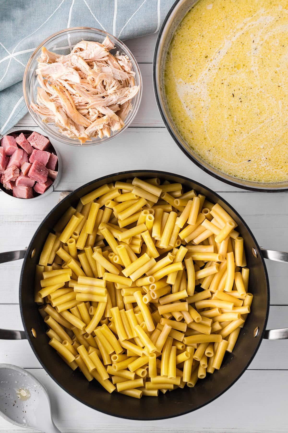 cooked pasta in a large sauce pan
