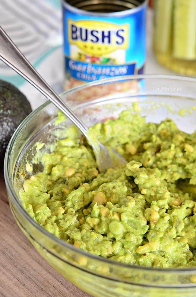 Smashed chickpeas and avocado together make the most delicious sandwich spread! Get this Sweet Heat Chickpea Avocado Salad Sandwich recipe at cetcu.com