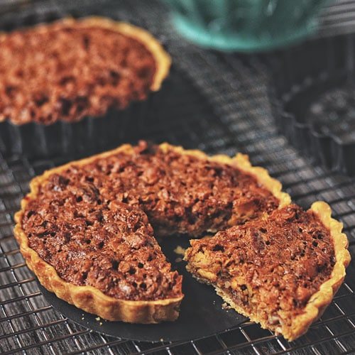 Peanut Butter Oatmeal Cookie Pie
