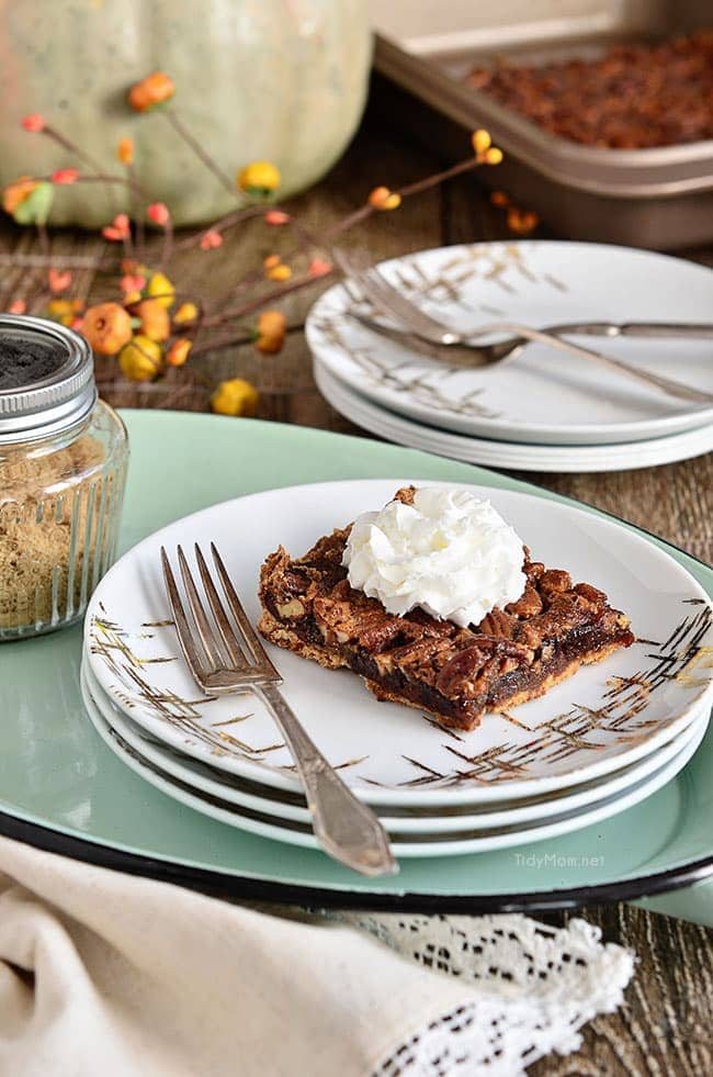 Fingers were licked, not a crumb left on a plate. This pecan pie bar recipe just may replace the pie altogether. Gooey Chocolate Pecan Pie Bars at cetcu.com