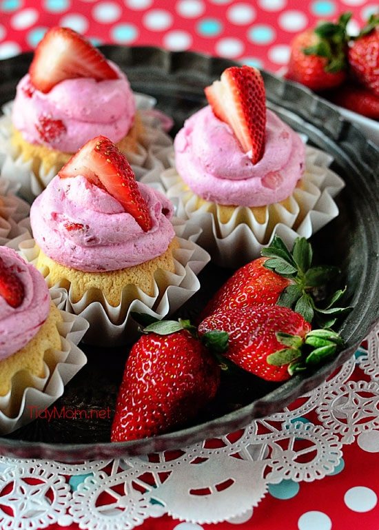 Strawberry Milkshake Cupcakes at Cetcu