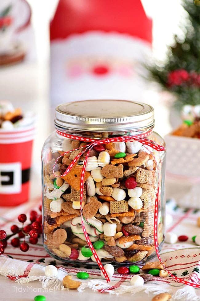 Christmas Snack: Reindeer Trail Mix