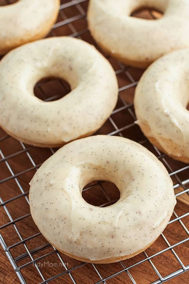 homemade cinnamon donuts on a cooling rack
