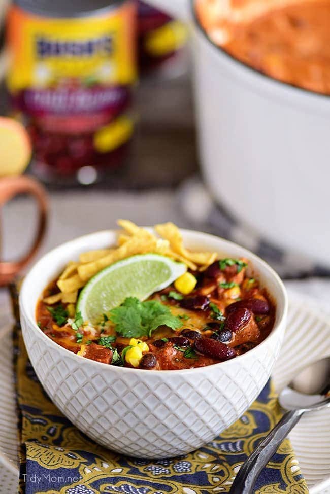 This flavorful Creamy Taco Chili is packed with lots of beans, chicken and other taco inspired ingredients. The perfect way to warm up on a chilly day! Printable recipe + video at cetcu.com