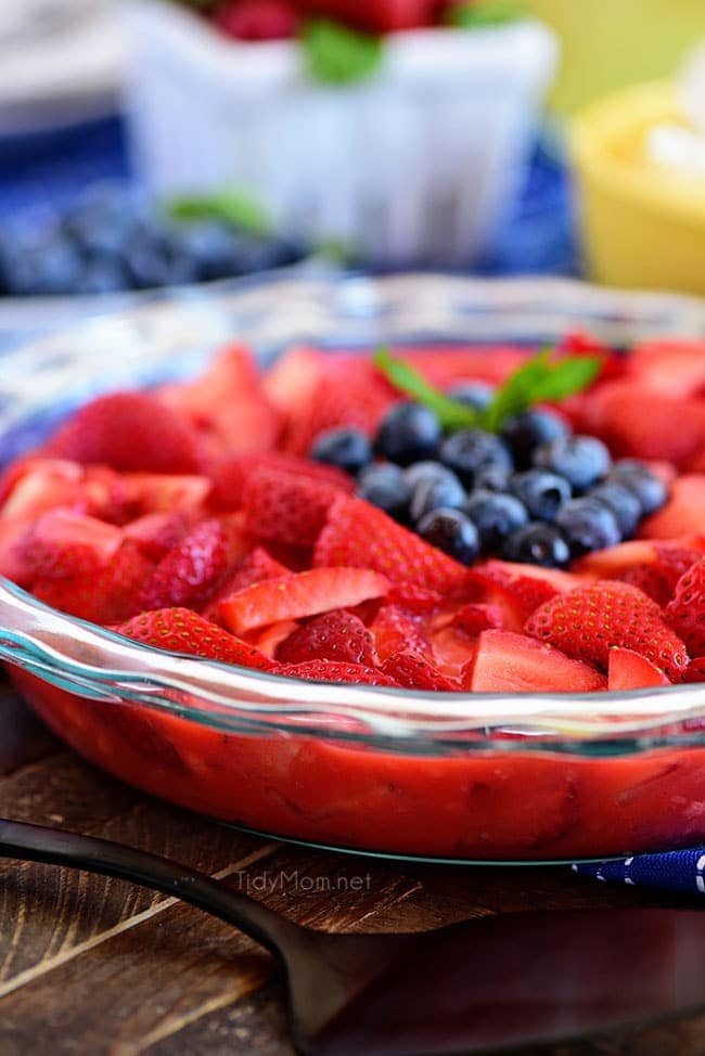 Crustless Strawberry Pie with Jello in clear dish