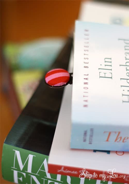 DIY button bookmark tutorial from skiptomylou