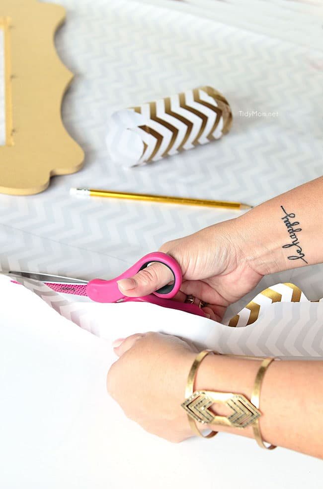 DIY Mod Podge frame tutorial and free Daily Menu Printable at Tidymom.net