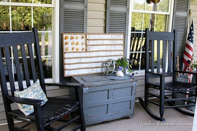 DIY Rope and Shell Beach Flag from FindingHomeOnline.com tutorial at cetcu.com