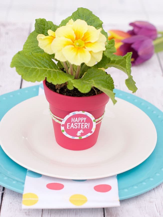 Flowers for Easter Printable | Easter Dinner Meal Plan recipes, printables and decor ideas. Details at cetcu.com