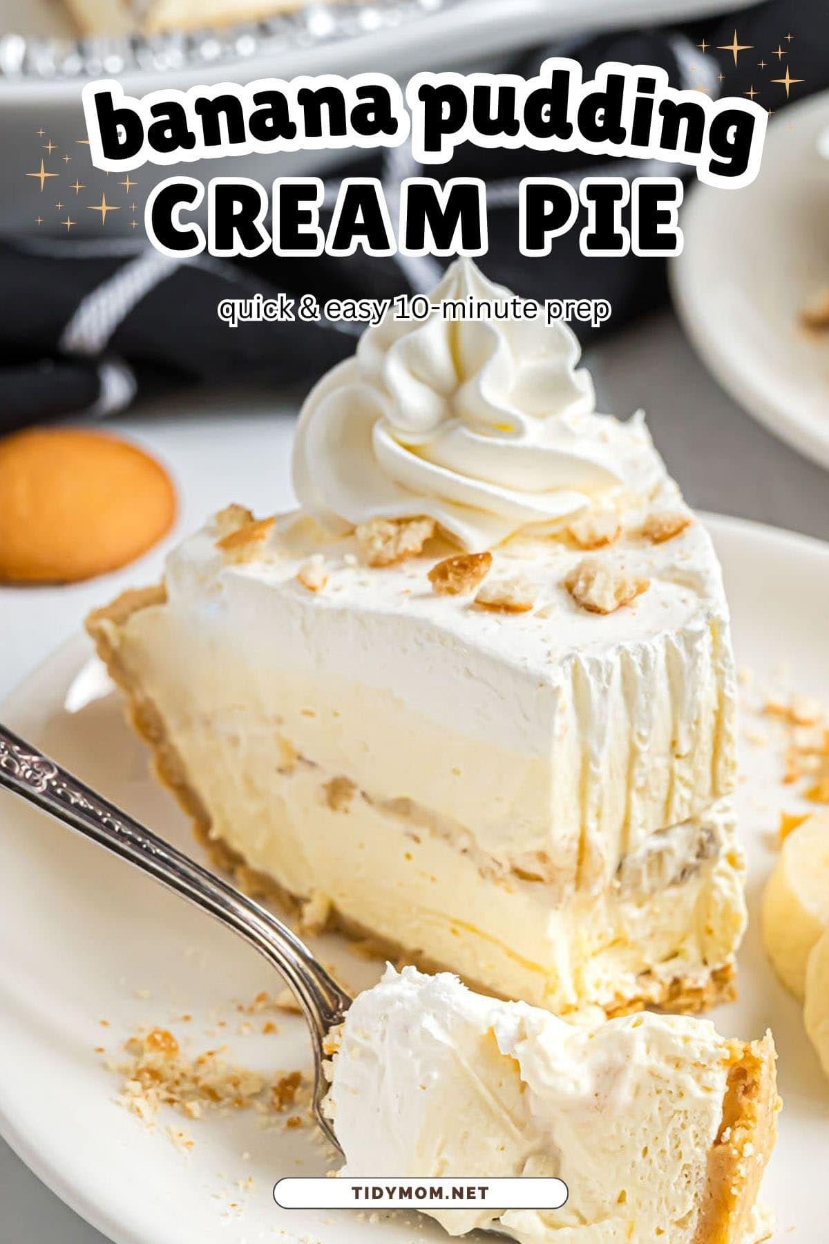 banana pudding pie on a fork