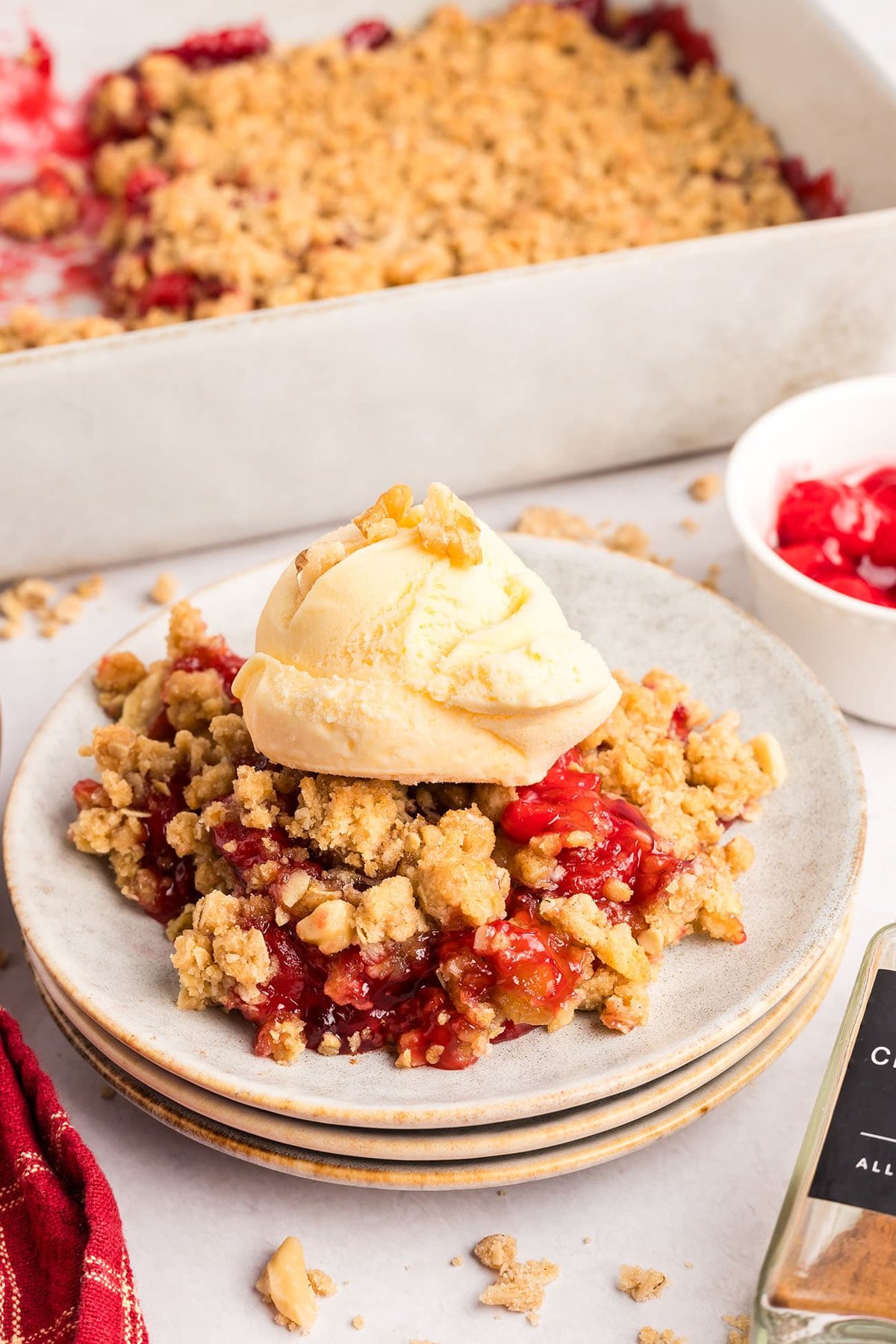 Easy Cherry Crumble