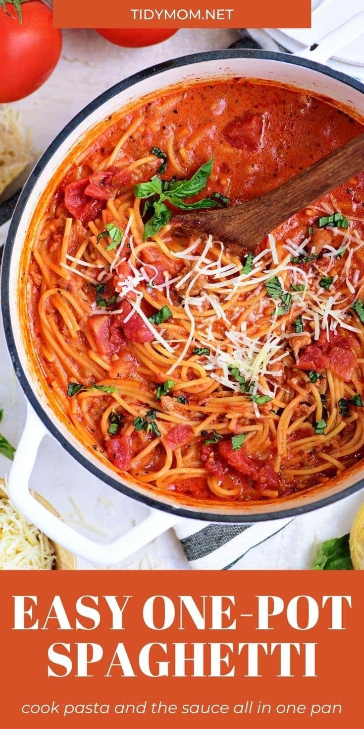 cooked spaghetti and sauce in a white pot