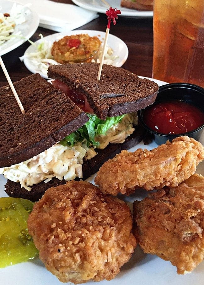 lunch at Paula Deen’s, Lady and Sons restaraunt !! Jelly roll fries , chicken salad sandwich and fried green tomatoes. More Savannah travel, eats and sightseeing at cetcu.com