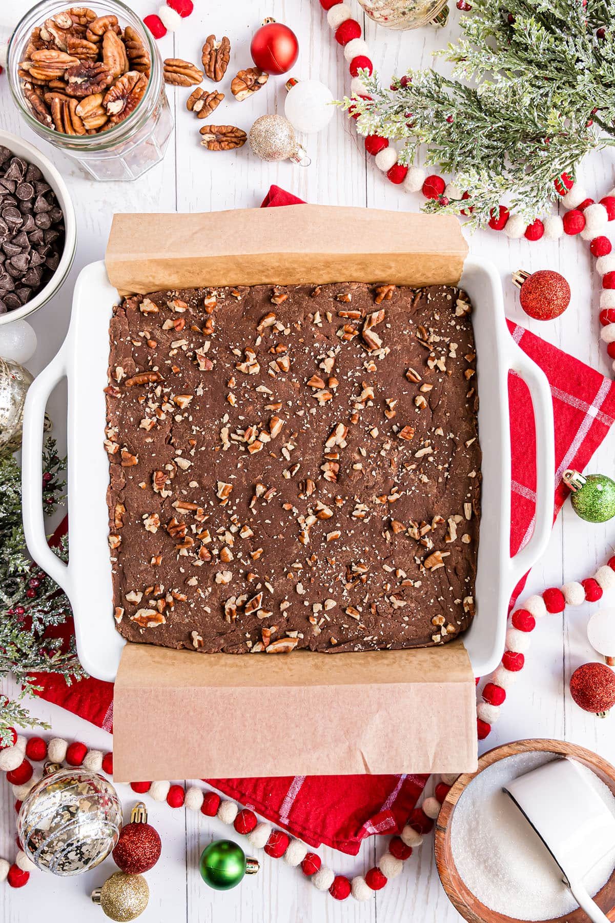 fantasy fudge in a white dish with holiday decor