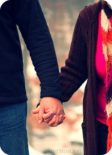 holding hands at cetcu.com