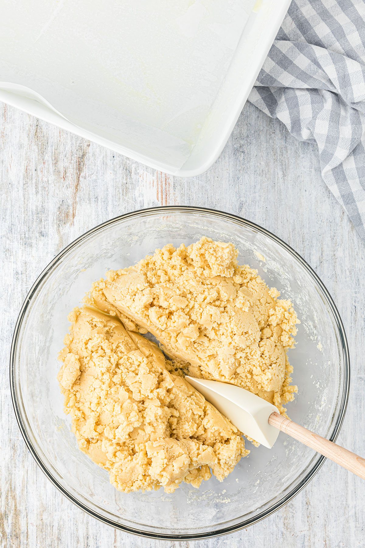 how to make fudge nut bars step 5