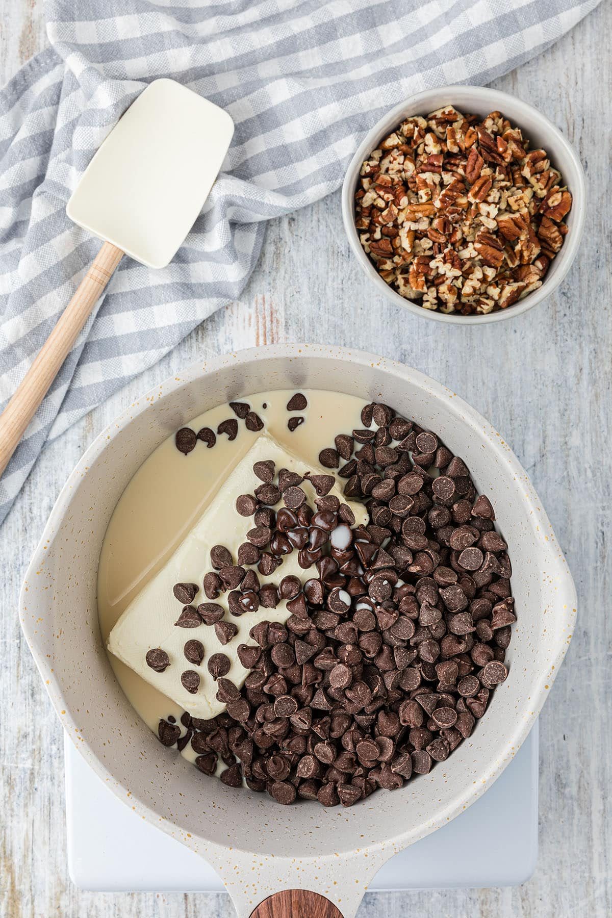 how to make fudge nut bars step 1