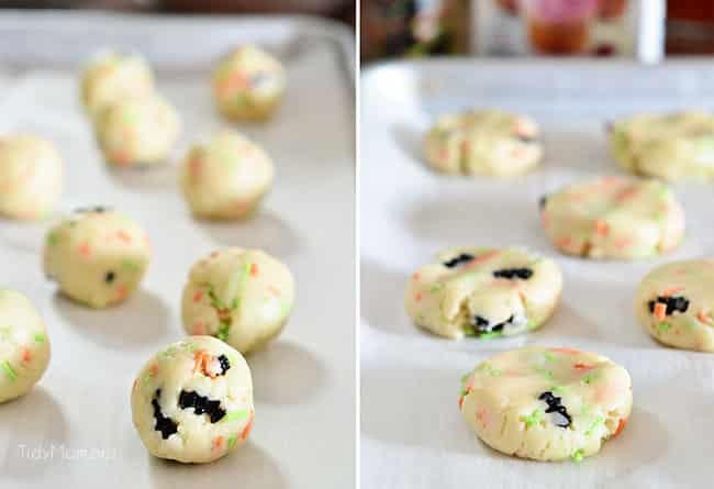 Funfetti Whoppie Pies are an easy and delicious cookie treat thanks to a box cake mix and canned frosting. Add seasonal sprinkles and food color to frosting. Get the recipe for these Halloween Funfetti Whoppie Pies at cetcu.com