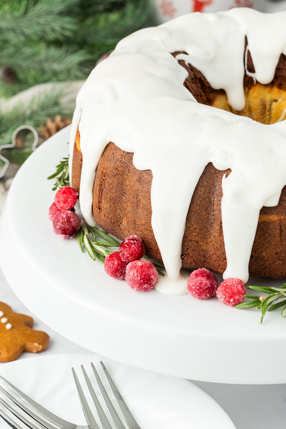 Glazed Gingerbread Bundt Cake with Cream Cheese Filling