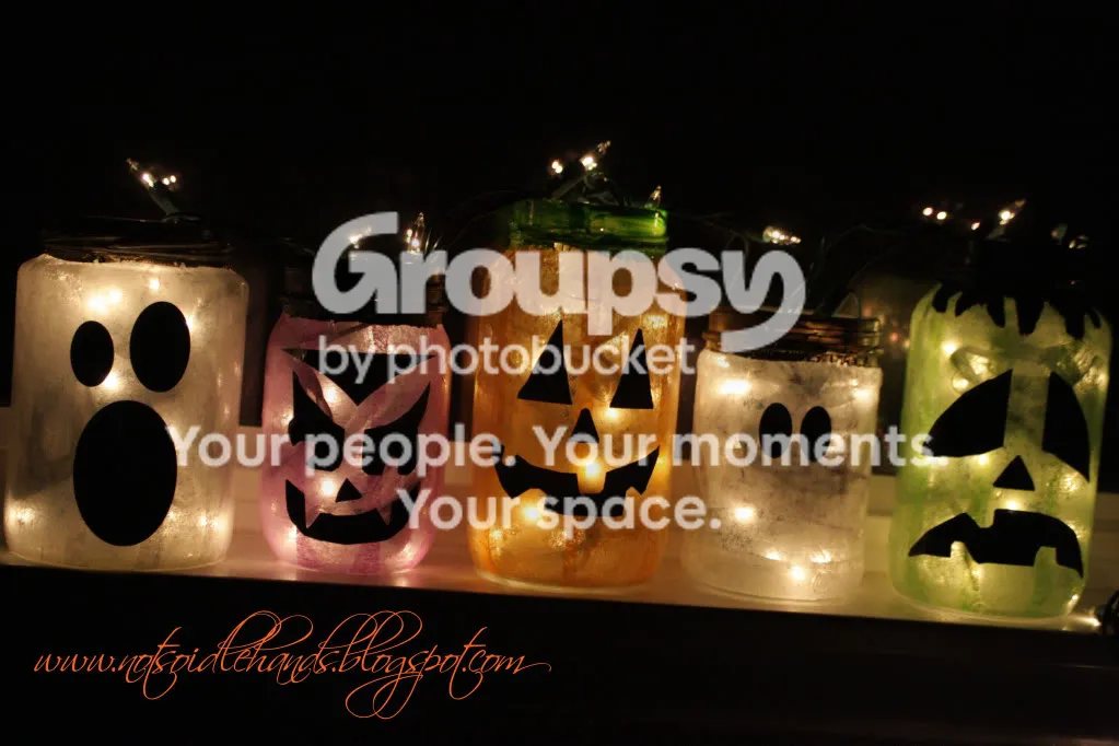 Glowing Jack o’ Lanterns & Halloween Apothecary