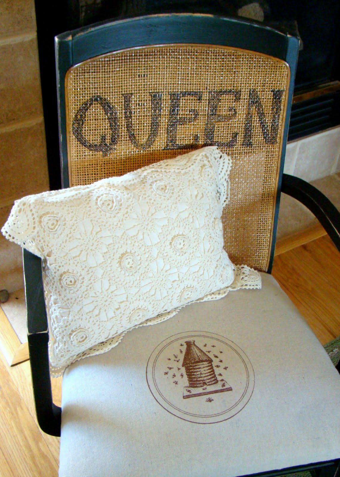 Queen Bee Chair