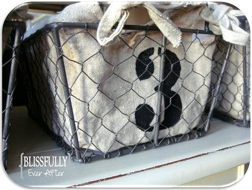 lined numbered basket