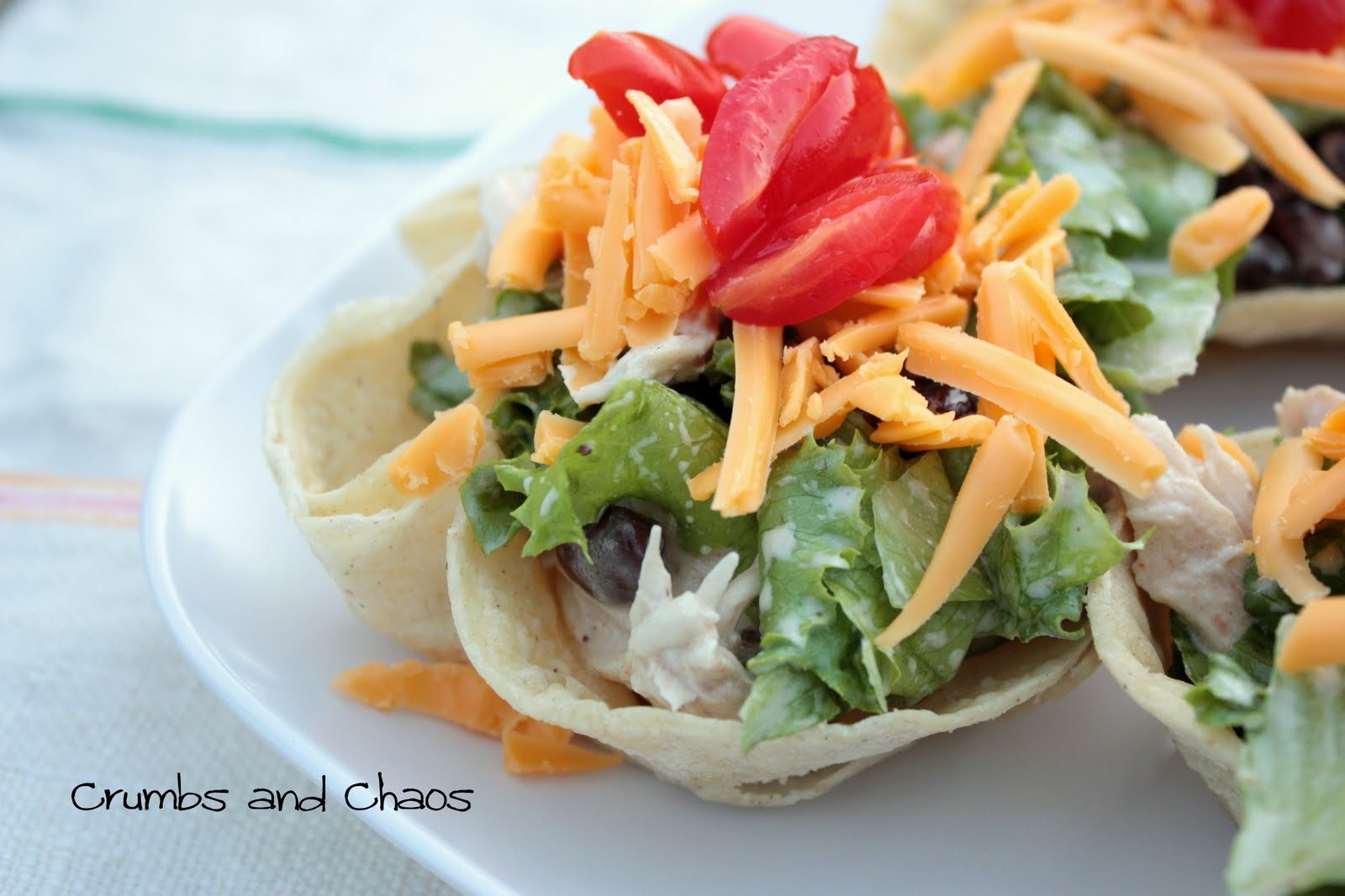 mini chicken taco sald