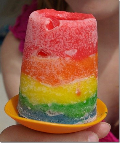 Rainbow pudding popsicle