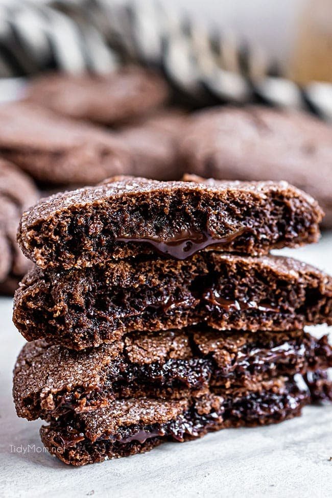 Chocolate Fudge Cookies {VIDEO}